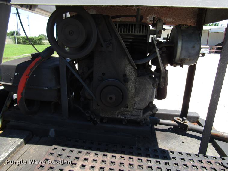 image for item FO9294 1995 Trail-Eze DA5428 equipment trailer