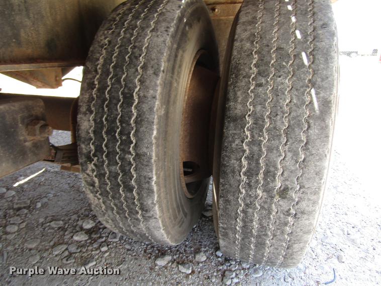 image for item FO9294 1995 Trail-Eze DA5428 equipment trailer