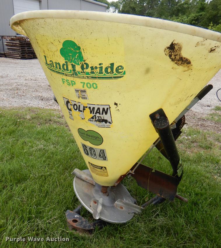 image for item FQ9877 (2) spreaders