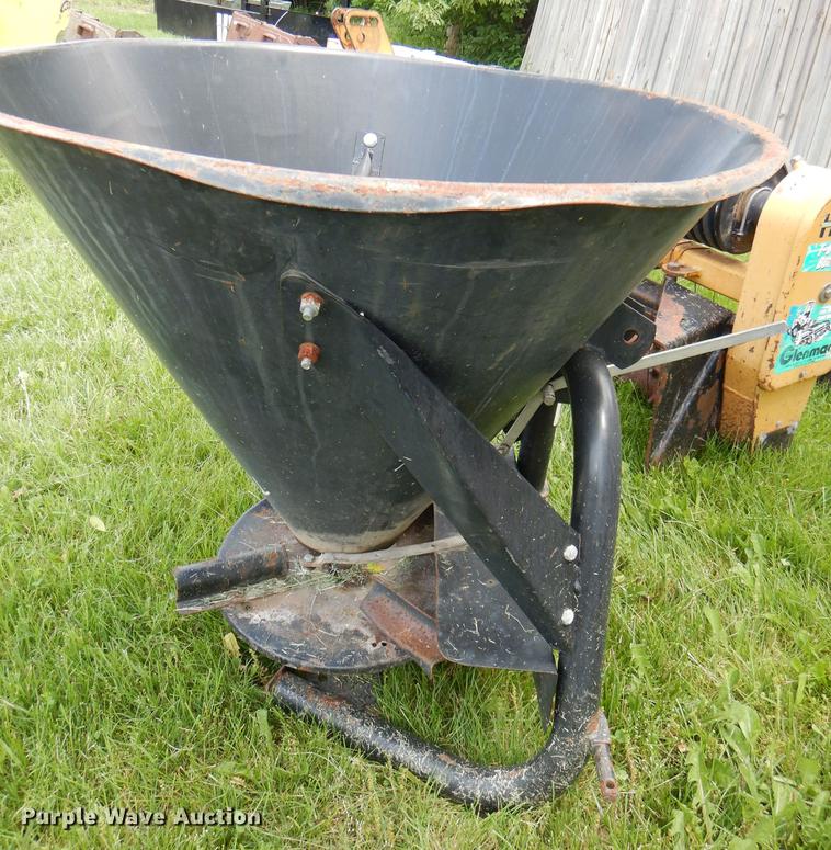 image for item FQ9877 (2) spreaders