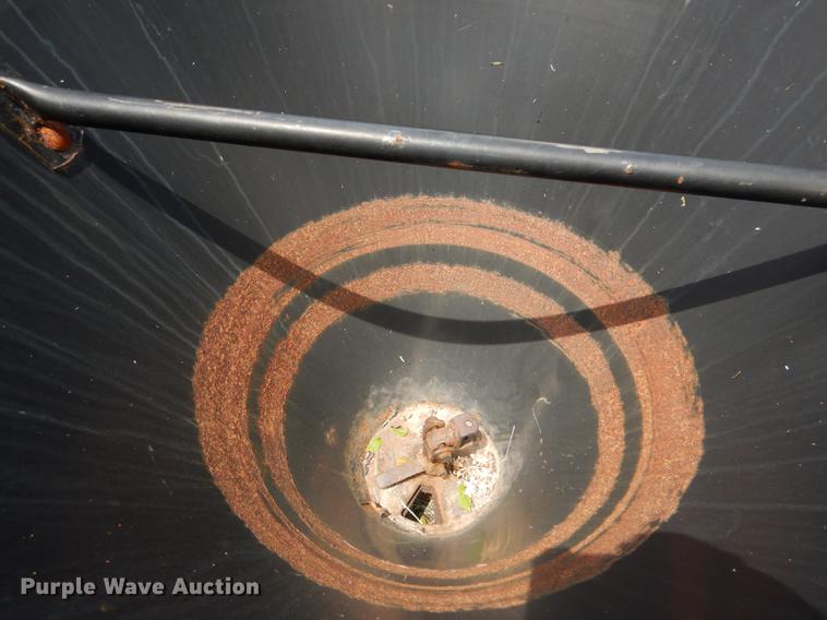 image for item FQ9877 (2) spreaders