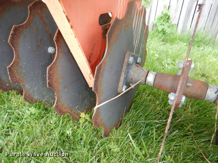 image for item FQ9882 Land Pride CR2572 disk