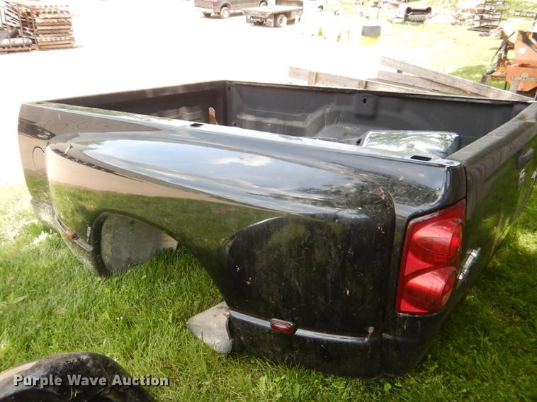 image for item FQ9884 Dodge Ram pickup truck bed