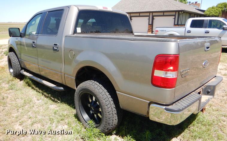 image for item FT9514 2005 Ford F150 Super Crew pickup truck