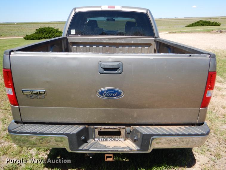 image for item FT9514 2005 Ford F150 Super Crew pickup truck