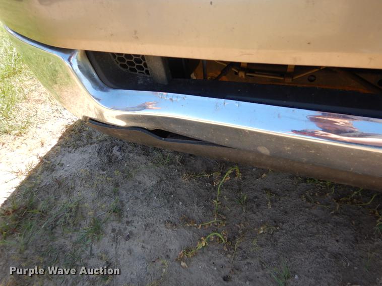 image for item FT9514 2005 Ford F150 Super Crew pickup truck