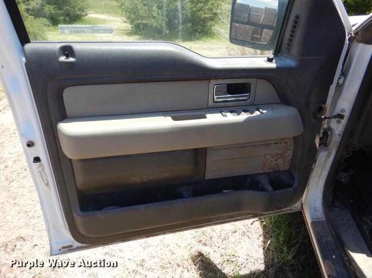 image for item FT9517 2010 Ford F150 XLT SuperCrew pickup truck