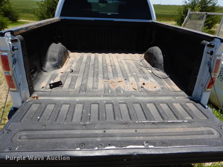 image for item FT9517 2010 Ford F150 XLT SuperCrew pickup truck