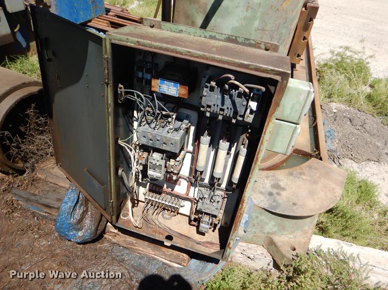 image for item FT9522 Fosdick radial arm drill press