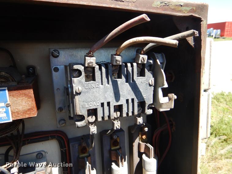 image for item FT9522 Fosdick radial arm drill press