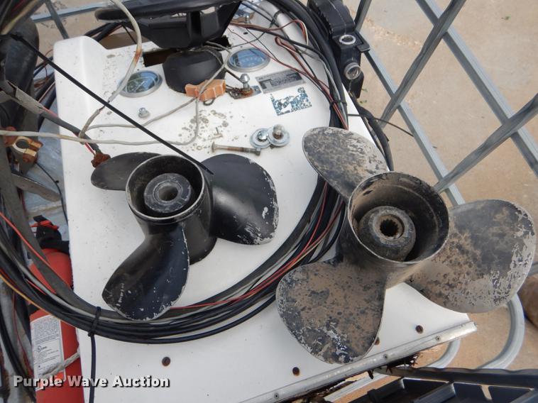 image for item FT9527 Mercury 1150 outboard motor