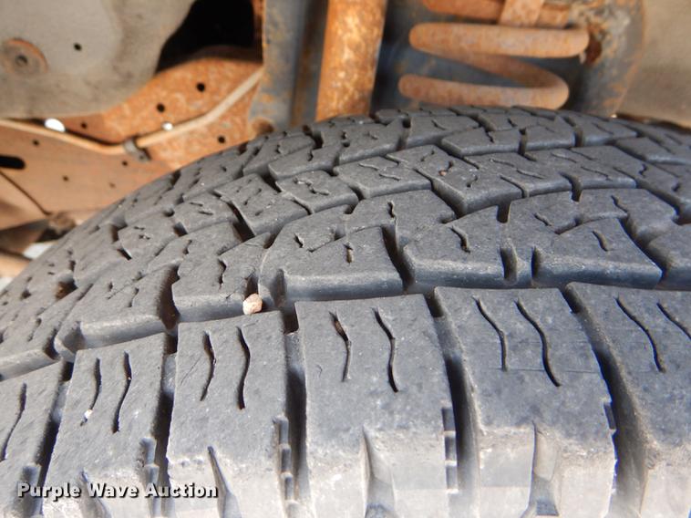 image for item FT9529 1989 Ford F150 XLT Lariat pickup truck