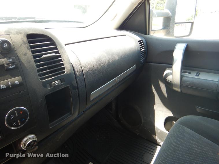 image for item FT9538 2008 Chevrolet Silverado 2500HD LT Ext. Cab pickup truck