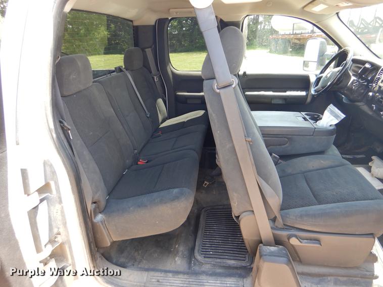 image for item FT9538 2008 Chevrolet Silverado 2500HD LT Ext. Cab pickup truck