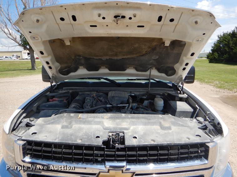 image for item FT9538 2008 Chevrolet Silverado 2500HD LT Ext. Cab pickup truck