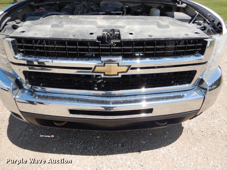 image for item FT9538 2008 Chevrolet Silverado 2500HD LT Ext. Cab pickup truck