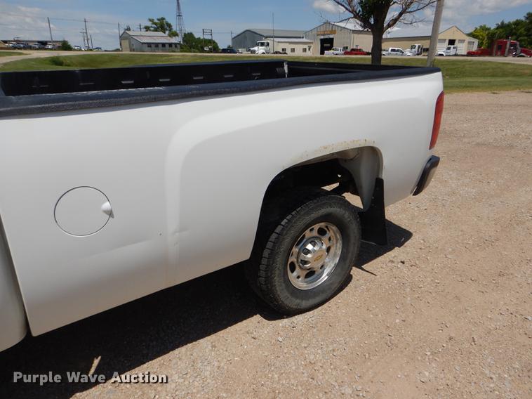 image for item FT9538 2008 Chevrolet Silverado 2500HD LT Ext. Cab pickup truck