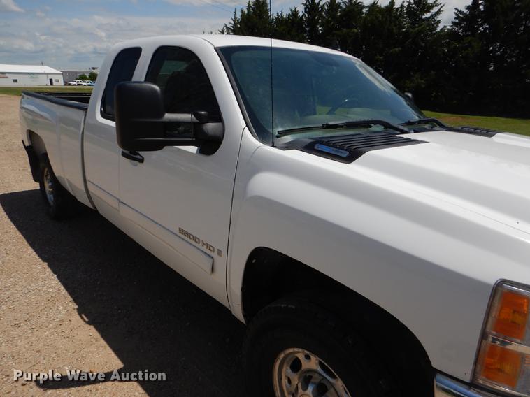 image for item FT9538 2008 Chevrolet Silverado 2500HD LT Ext. Cab pickup truck