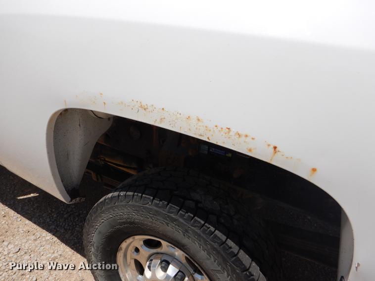 image for item FT9538 2008 Chevrolet Silverado 2500HD LT Ext. Cab pickup truck