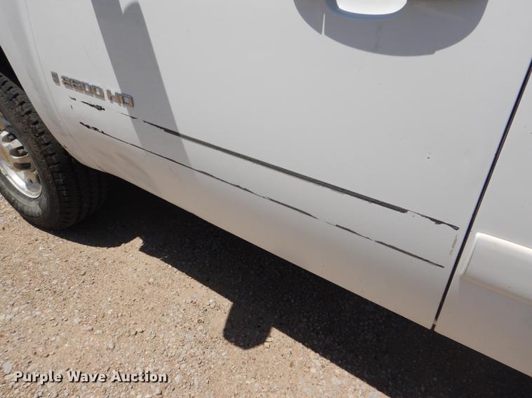 image for item FT9538 2008 Chevrolet Silverado 2500HD LT Ext. Cab pickup truck