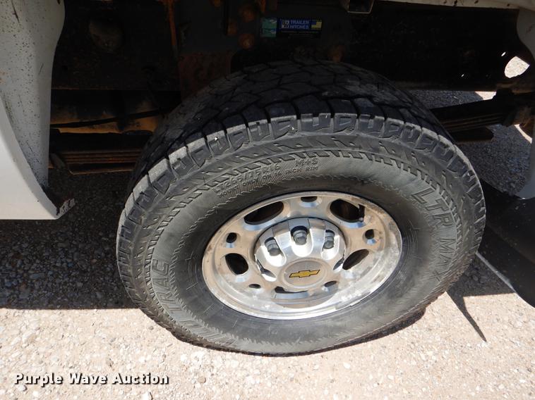 image for item FT9538 2008 Chevrolet Silverado 2500HD LT Ext. Cab pickup truck