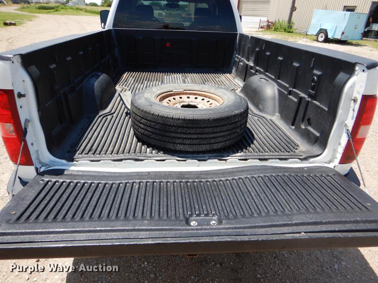 image for item FT9538 2008 Chevrolet Silverado 2500HD LT Ext. Cab pickup truck