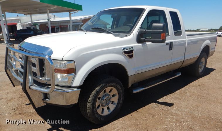 image for item FT9545 2008 Ford F250 Super Duty XLT SuperCab pickup truck