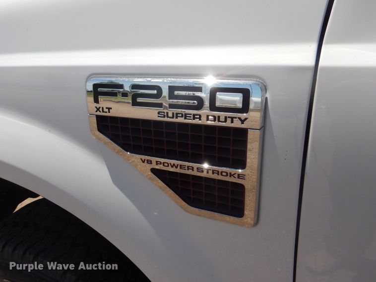 image for item FT9545 2008 Ford F250 Super Duty XLT SuperCab pickup truck