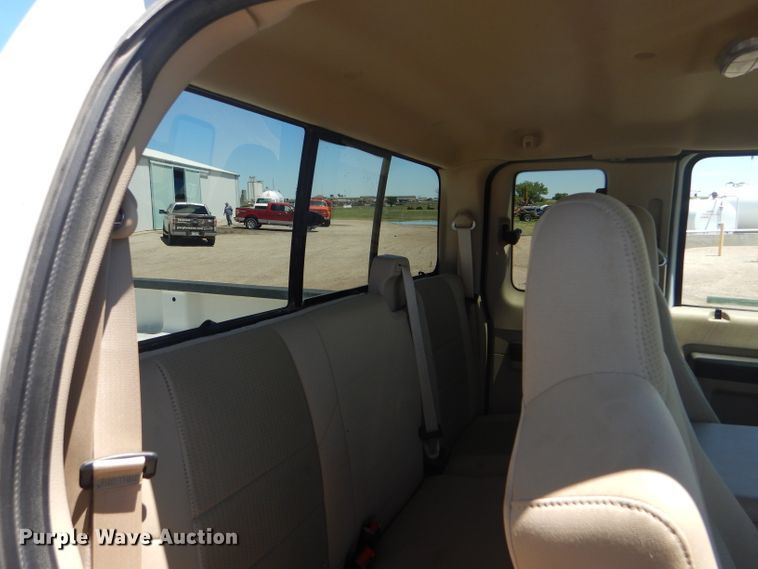 image for item FT9545 2008 Ford F250 Super Duty XLT SuperCab pickup truck