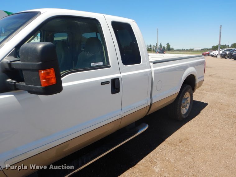 image for item FT9545 2008 Ford F250 Super Duty XLT SuperCab pickup truck