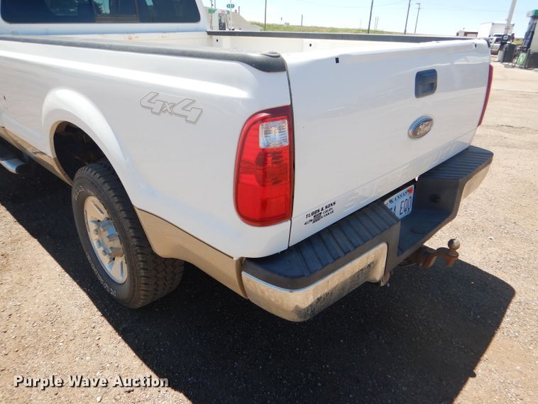 image for item FT9545 2008 Ford F250 Super Duty XLT SuperCab pickup truck