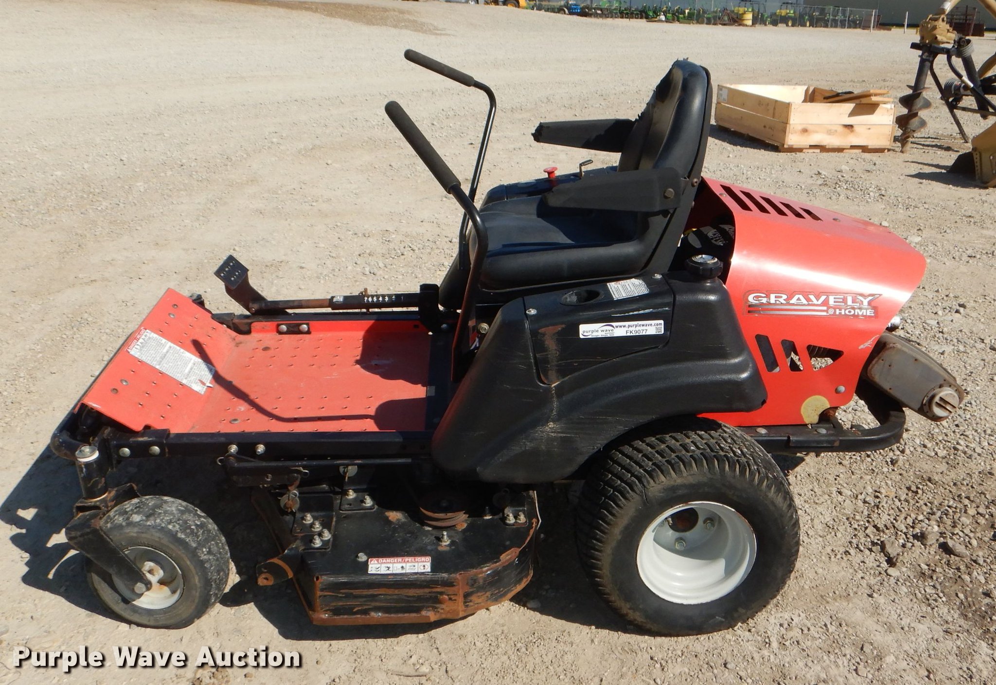 2007 Gravely ZT1740 ZTR lawn mower in Abilene, KS Item FK9077 sold