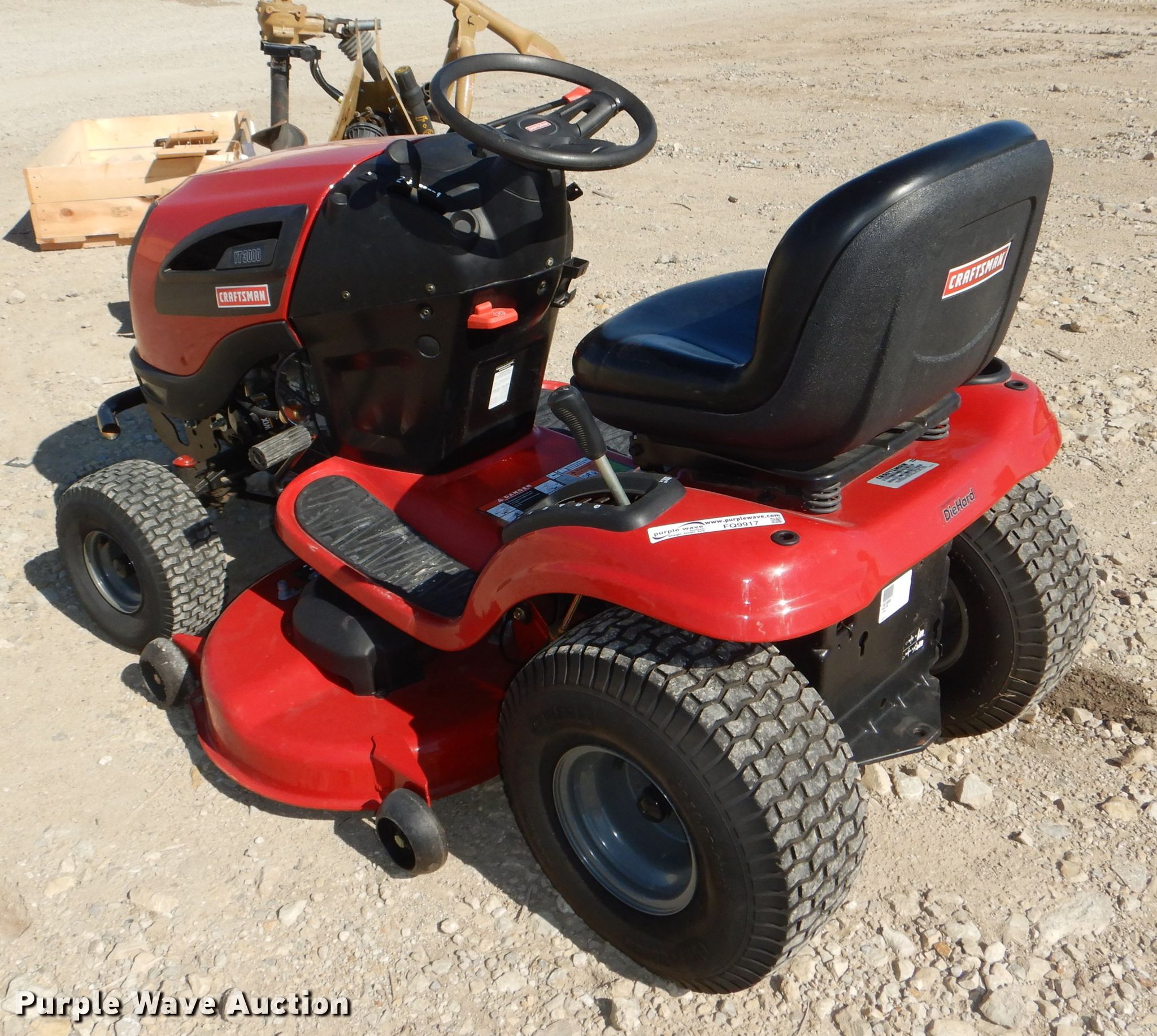 Craftsman YT3000 lawn mower in Abilene, KS Item FQ9917 sold Purple Wave