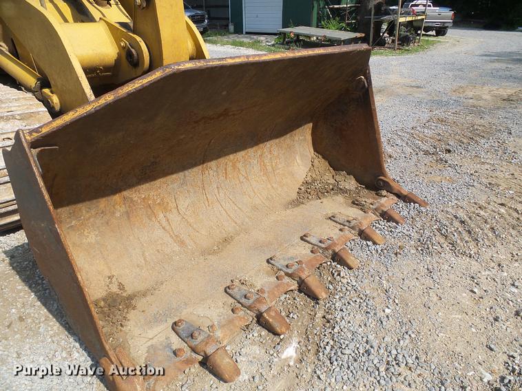 image for item DB2183 1998 Caterpillar 953C track loader