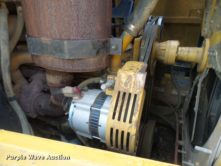 image for item DB2183 1998 Caterpillar 953C track loader