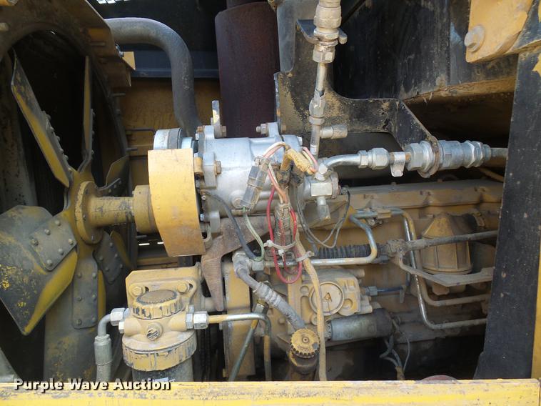image for item DB2183 1998 Caterpillar 953C track loader