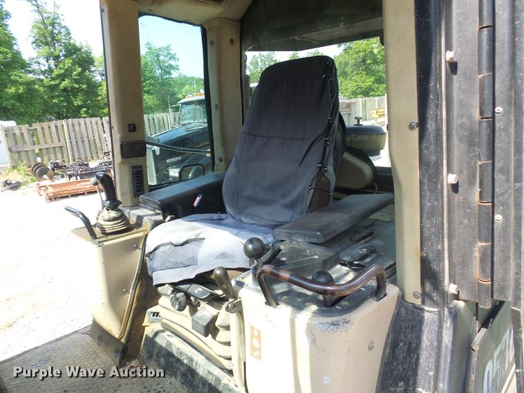 image for item DB2183 1998 Caterpillar 953C track loader