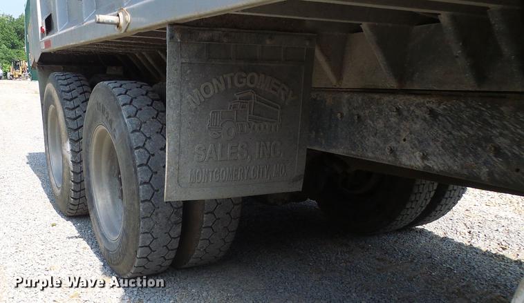 image for item DB2184 1988 Kenworth T800 dump truck