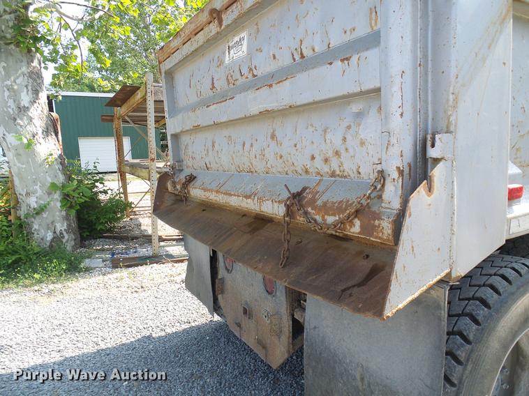 image for item DB2184 1988 Kenworth T800 dump truck