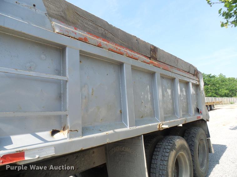 image for item DB2184 1988 Kenworth T800 dump truck