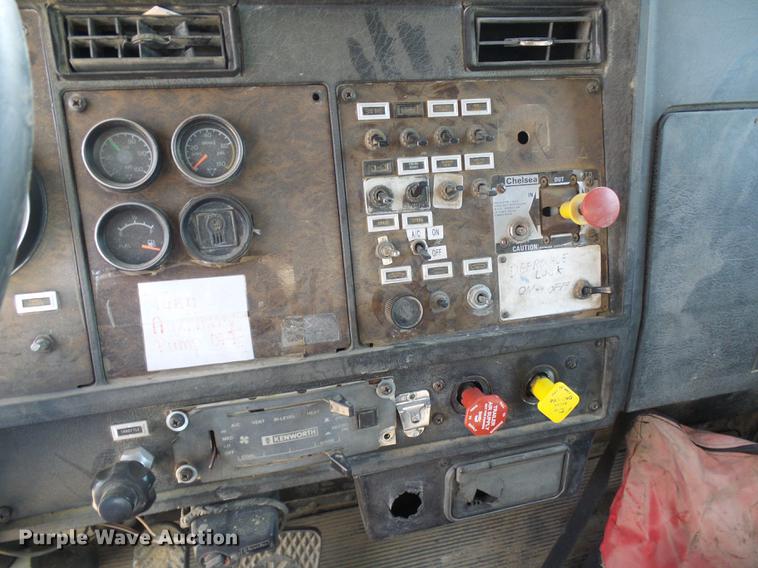 image for item DB2184 1988 Kenworth T800 dump truck