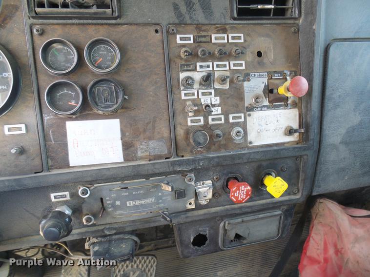 image for item DB2184 1988 Kenworth T800 dump truck