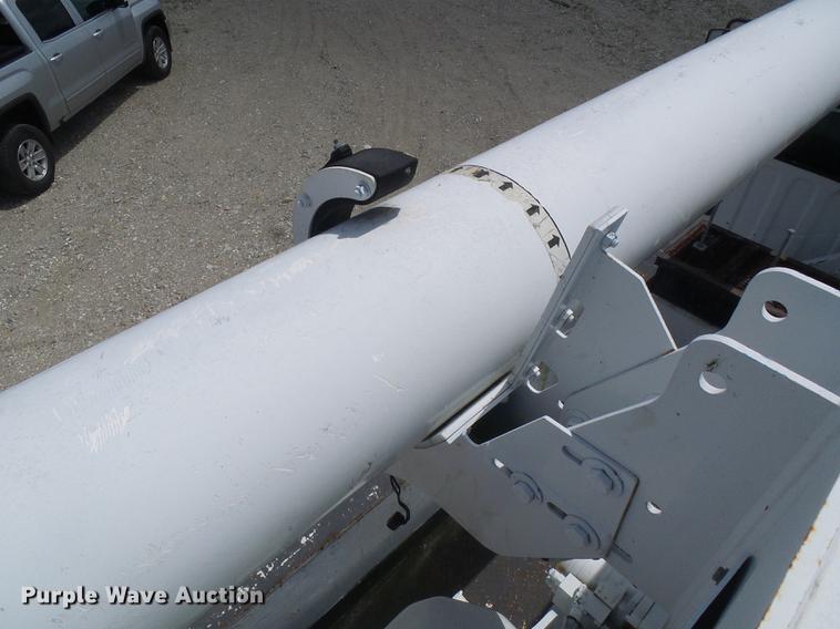 image for item DB2186 2006 Freightliner Business Class M2 bucket truck