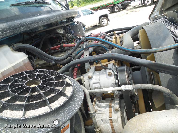 image for item DB2186 2006 Freightliner Business Class M2 bucket truck