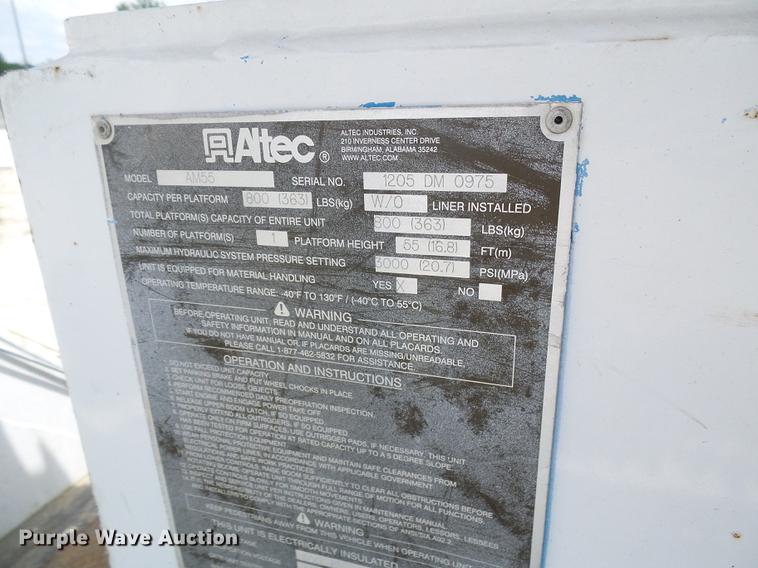 image for item DB2186 2006 Freightliner Business Class M2 bucket truck