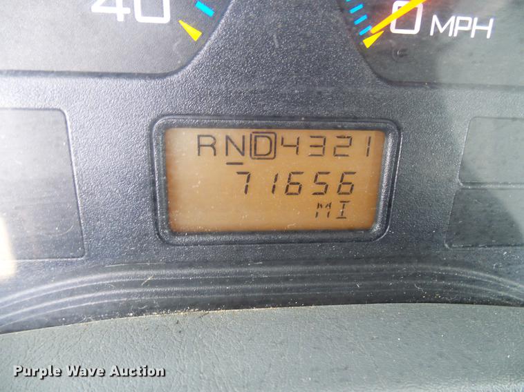 image for item DB2187 2006 International 4300 bucket truck