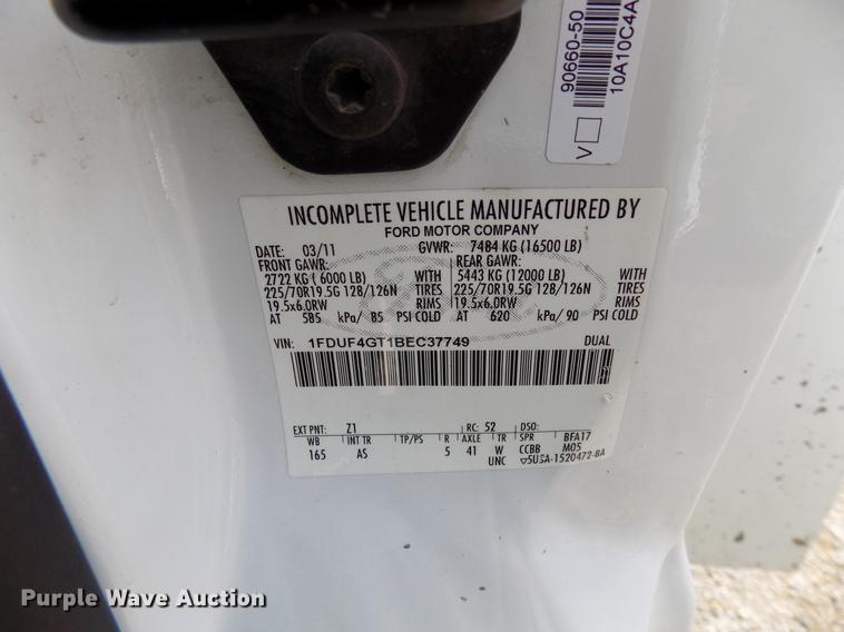 image for item DB9518 2011 Ford F450 Super Duty utility truck with crane