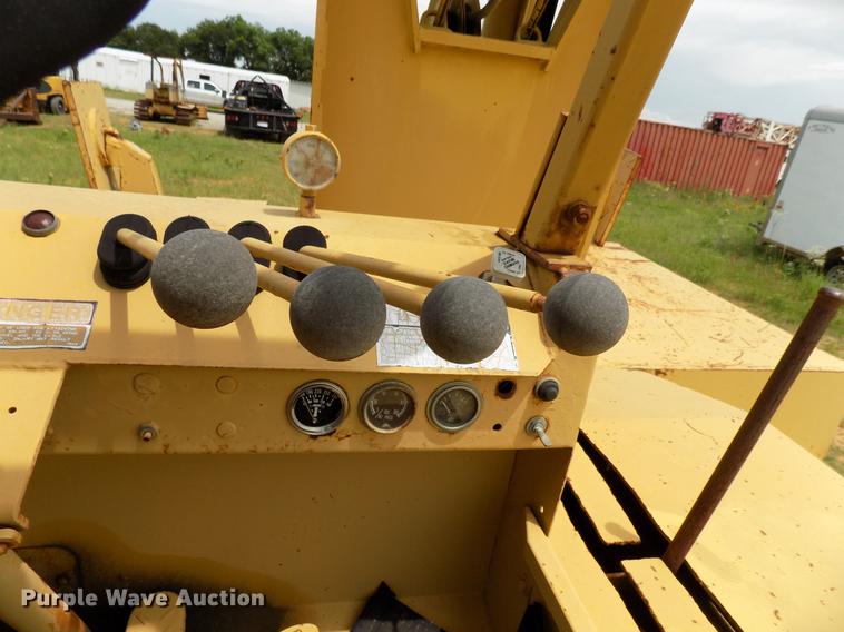 image for item DB9534 Grove crane