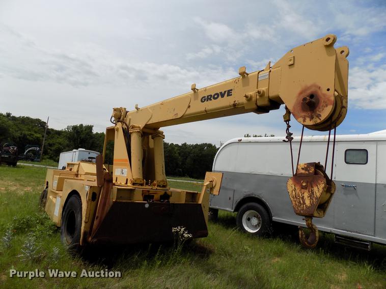 image for item DB9534 Grove crane