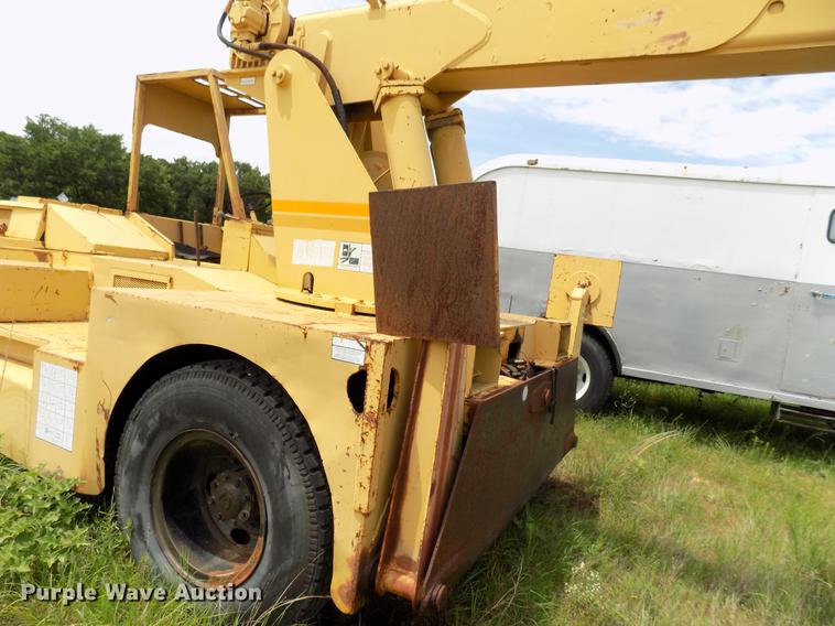 image for item DB9534 Grove crane